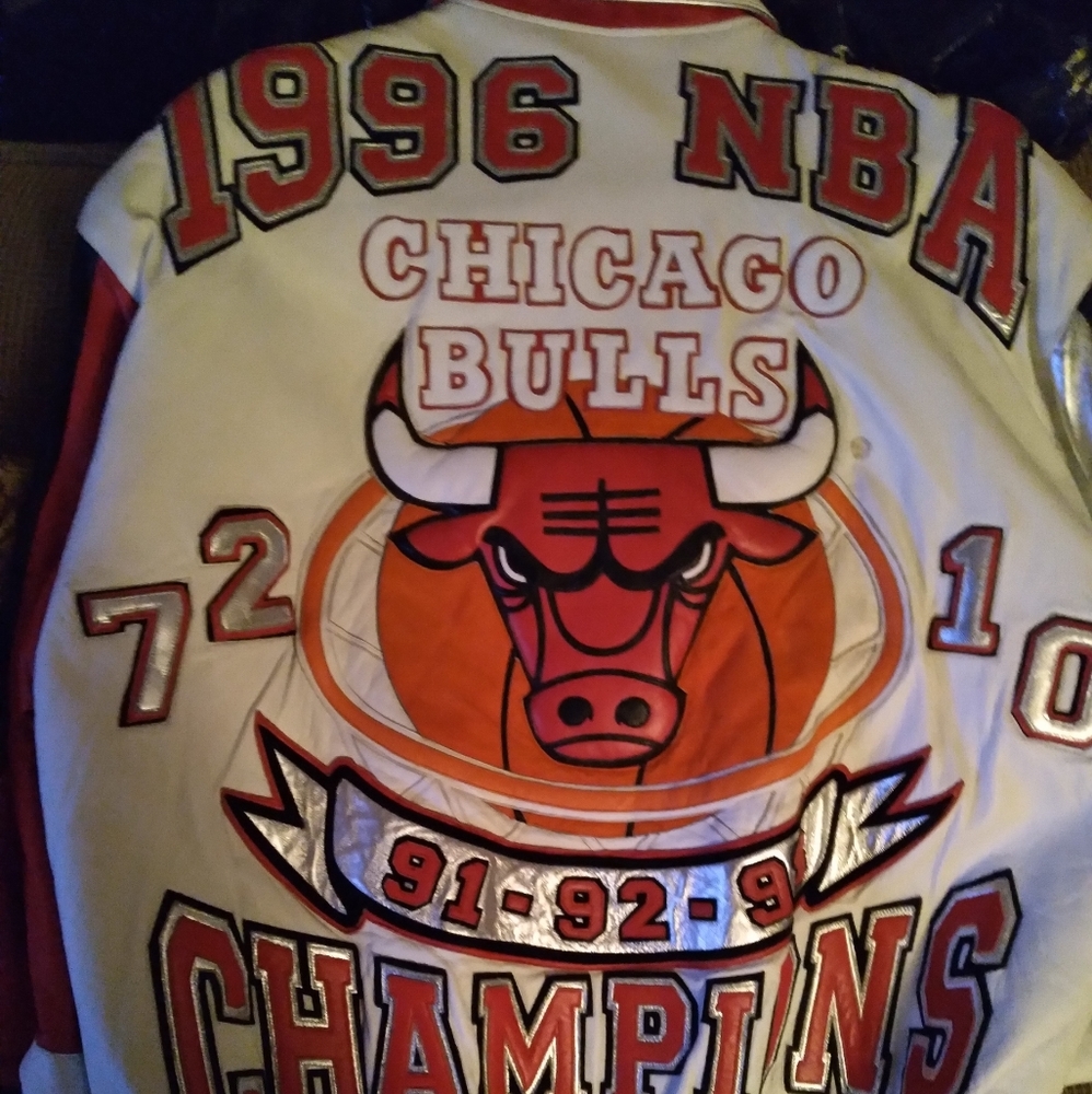 Jeff Hamilton chicago bulls championship jacket